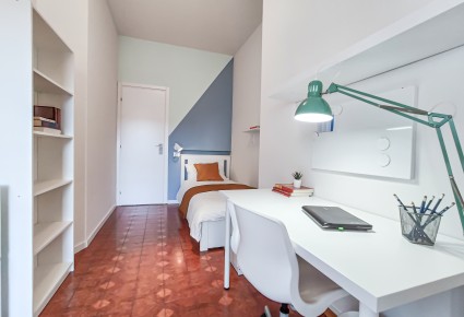 ROOM 2