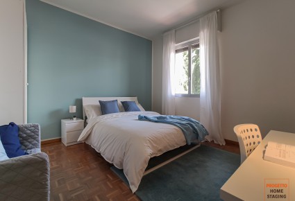 ROOM 8