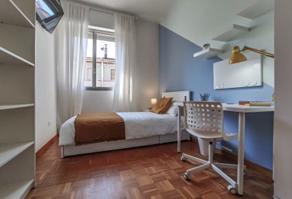 ROOM 10