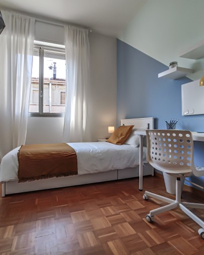 camera studentsroom