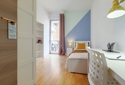 ROOM 7